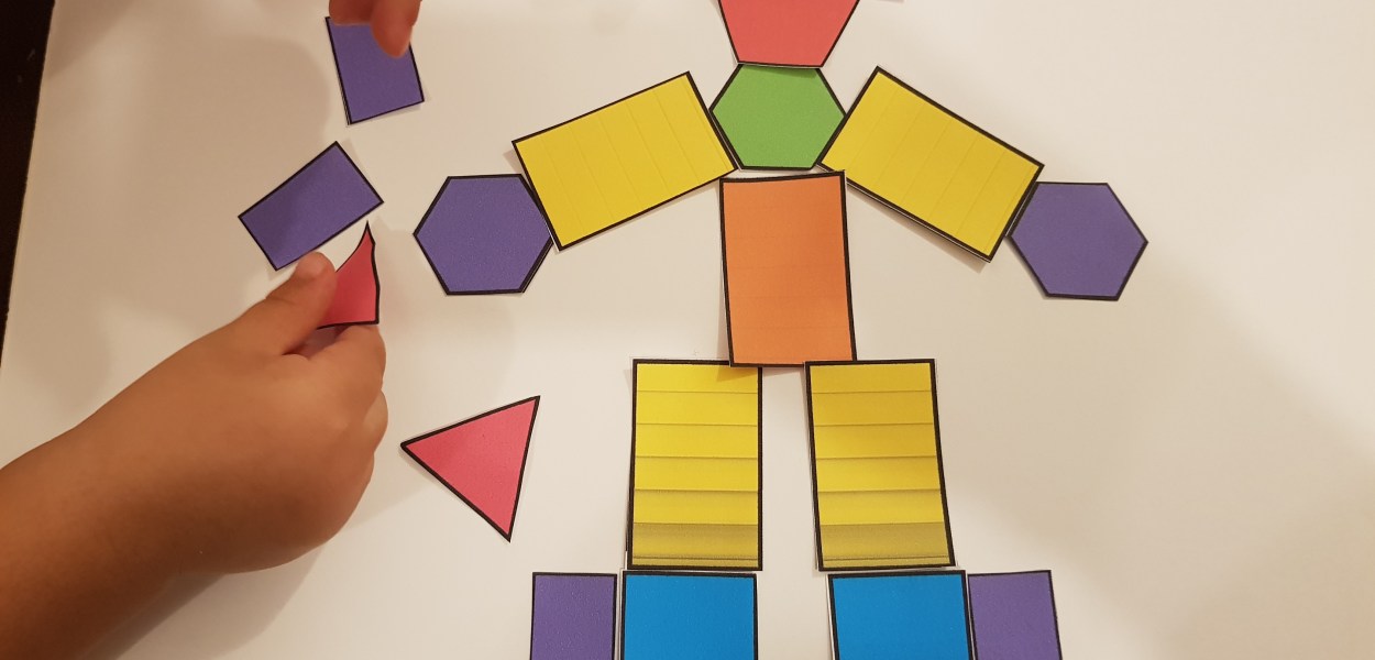 Geometrische Formen: Kreis, Quadrat, Dreieck, Viereck, Trapez - alle Formen in einem Set